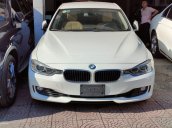 Bán xe BMW 320i sản xuất 2015, màu trắng