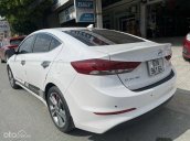 Hyundai Elantra sản xuất 2016 2.0AT GLS, odo 47.000km, đủ hai khoá theo xe