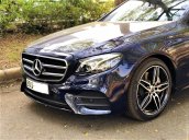 Mercedes-Benz E300 2020 cũ, màu xanh, siêu lướt chính hãng