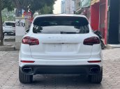 Cần bán xe Porsche Cayenne Platium sản xuất 2017