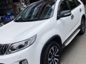 Cần bán lại xe Kia Sorento sản xuất 2019, màu trắng, giá chỉ 830 triệu