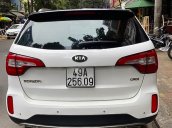 Cần bán lại xe Kia Sorento sản xuất 2019, màu trắng, giá chỉ 830 triệu