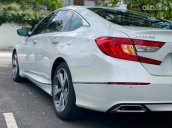 Xe Honda Accord 1.5 AT năm 2019, màu trắng, nhập khẩu còn mới