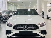 [Mercedes-Benz Phú Mỹ Hưng] Mercedes-Benz E300 AMG năm 2021, ưu đãi 5% hấp dẫn trong tháng, nhiều quà tặng đi kèm