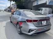 Cần bán gấp Kia Cerato 1.6AT sản xuất năm 2019