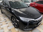 Cần bán xe Honda Civic 1.5L Vtec Turbo năm sản xuất 2017, màu đen 