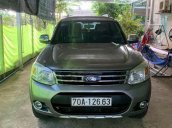 Bán Ford Everest 2.5L 4x2 AT đời 2015, màu xanh lục