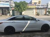 Bán ô tô Hyundai Sonata AT đời 2010, màu trắng, nhập khẩu còn mới