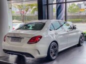 Giá xe Mercedes-Benz C180 AMG 2021, ưu đãi 50% phí trước bạ, số lượng giới hạn