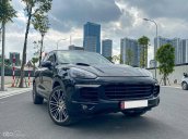 Xe Porsche Cayenne S sản xuất 2016, màu đen