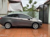 Cần bán lại xe Ford Fiesta sản xuất năm 2016, màu xám  