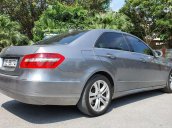 Mercedes E250 cực đẹp, cực chất giá chỉ bằng chiếc xe Vios G