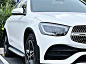 Mercedes-Benz GLC300 AMG, ưu đãi cực tốt trong tháng, xe đủ màu, giao ngay, hồ sơ đơn giản nhanh gọn, giao xe tận nhà