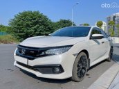 Cần bán gấp Honda Civic RS 2019, màu trắng, nhập khẩu nguyên chiếc