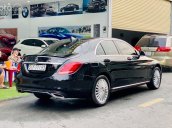 Cần bán gấp Mercedes C250 Exclusive sản xuất 2016, màu đen