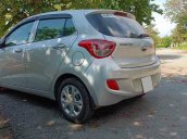 Bán Hyundai Grand i10 1.0 MT Base 2017, màu bạc, nhập khẩu nguyên chiếc