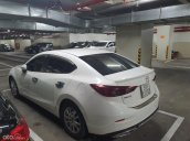 Bán xe Mazda 3 1.5 AT năm sản xuất 2017, màu trắng chính chủ, giá 495tr