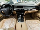 Cần bán gấp BMW 730Li sản xuất năm 2014