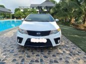 Bán Kia Cerato Koup năm sản xuất 2010, màu trắng, nhập khẩu nguyên chiếc, 325tr