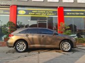 Xe Toyota Venza 2.7 L đời 2009, màu nâu, nhập khẩu nguyên chiếc