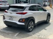 Cần bán gấp Hyundai Kona năm sản xuất 2019, màu trắng  