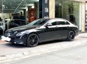 Bán gấp Mercedes E250 sản xuất 2018 - siêu mới - bank 70%