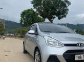 Bán xe Hyundai Grand i10 2015, màu bạc 