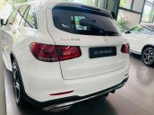 Mercedes GLC300 4Matic siêu ưu đãi tháng 12 - Khuyến mại đến 180tr - đón đầu ưu đãi thuế trước bạ 50%