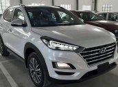 Bán Hyundai Tucson năm sản xuất 2021, màu trắng