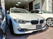 Bán xe BMW 320i sản xuất 2015, màu trắng