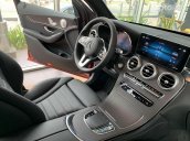 Mercedes GLC300 4Matic siêu ưu đãi tháng 12 - Khuyến mại đến 180tr - đón đầu ưu đãi thuế trước bạ 50%