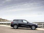 Giá lăn bánh Mercedes GLC 200 2021, xe nhiều màu giao ngay, giảm 50% phí trước bạ