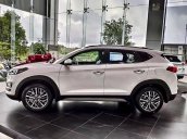 Bán Hyundai Tucson năm sản xuất 2021, màu trắng