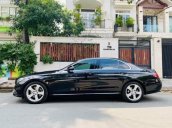 Bán Mercedes E250 đời 2016, màu đen