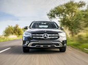 Giá lăn bánh Mercedes GLC 200 2021, xe nhiều màu giao ngay, giảm 50% phí trước bạ