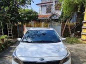 Bán xe Kia Cerato sản xuất năm 2016, màu trắng