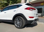 Xe Hyundai Tucson 2.0 đời 2015, màu trắng, xe nhập còn mới