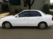 Cần bán gấp Daewoo Lanos năm 2001, màu trắng còn mới, giá tốt