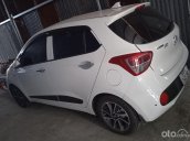 Cần bán gấp Hyundai Grand i10 2021, màu trắng  