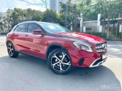 Cần bán Mercedes GLA 200 đời 2019, màu đỏ, nhập khẩu nguyên chiếc 