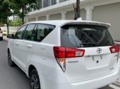 Bán xe Toyota Innova màu trắng giá tốt, sx năm 2020 còn mới nguyên, trả góp 70% lãi suất thấp