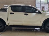 Bán xe Mazda BT 50 sản xuất năm 2015, màu trắng, nhập khẩu số tự động, 425 triệu