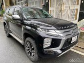 Cần bán gấp Mitsubishi Pajero Sport 2020, màu đen, nhập khẩu nguyên chiếc 