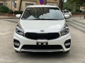 Cần bán xe Kia Rondo GAT năm sản xuất 2020, màu trắng