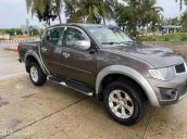 Cần bán xe Mitsubishi Triton GLS 4x4 MT đời 2013, màu xám, nhập khẩu chính chủ, giá 340tr