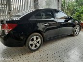 Xe Chevrolet Cruze 1.8 năm 2011, màu đen còn mới, 265 triệu