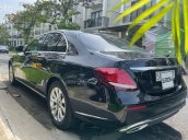 Cần bán lại xe Mercedes E200 đời 2017, màu đen