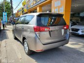 Cần bán xeToyota Innova sản xuất 2017