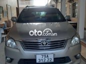 Bán ô tô Toyota Innova 2.0G sản xuất năm 2013, màu bạc, nhập khẩu nguyên chiếc còn mới