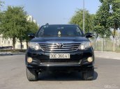 Cần bán Toyota Fortuner sản xuất 2015 ít sử dụng giá tốt 575tr